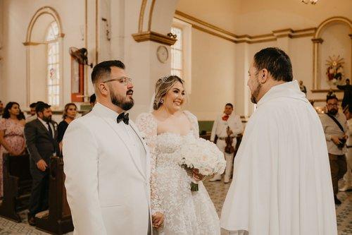 mobile - carousel-hero-element image-10