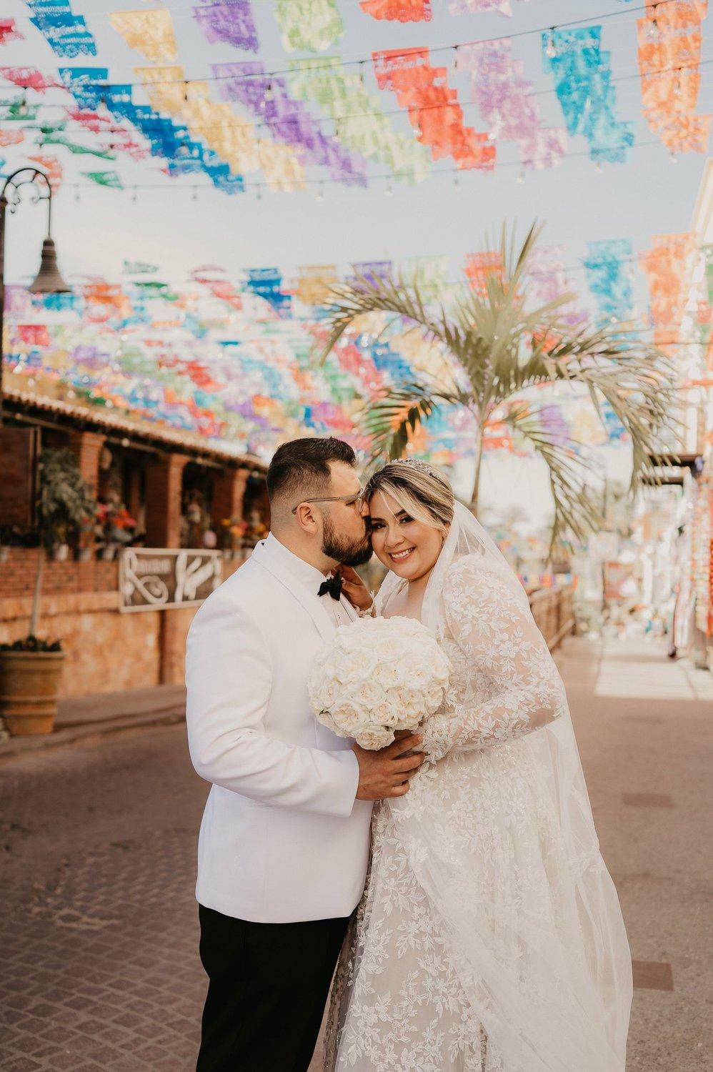 carousel-hero-element image-13