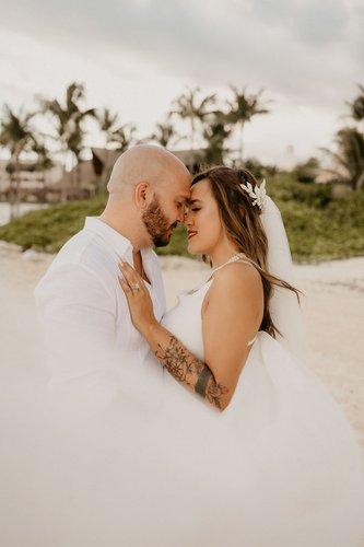 mobile - carousel-hero-element image-1