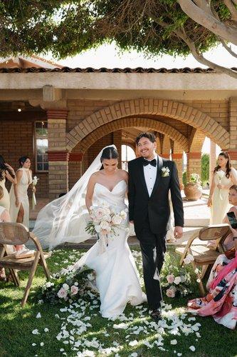 mobile - carousel-hero-element image-5