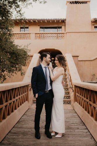 mobile - carousel-hero-element image-3