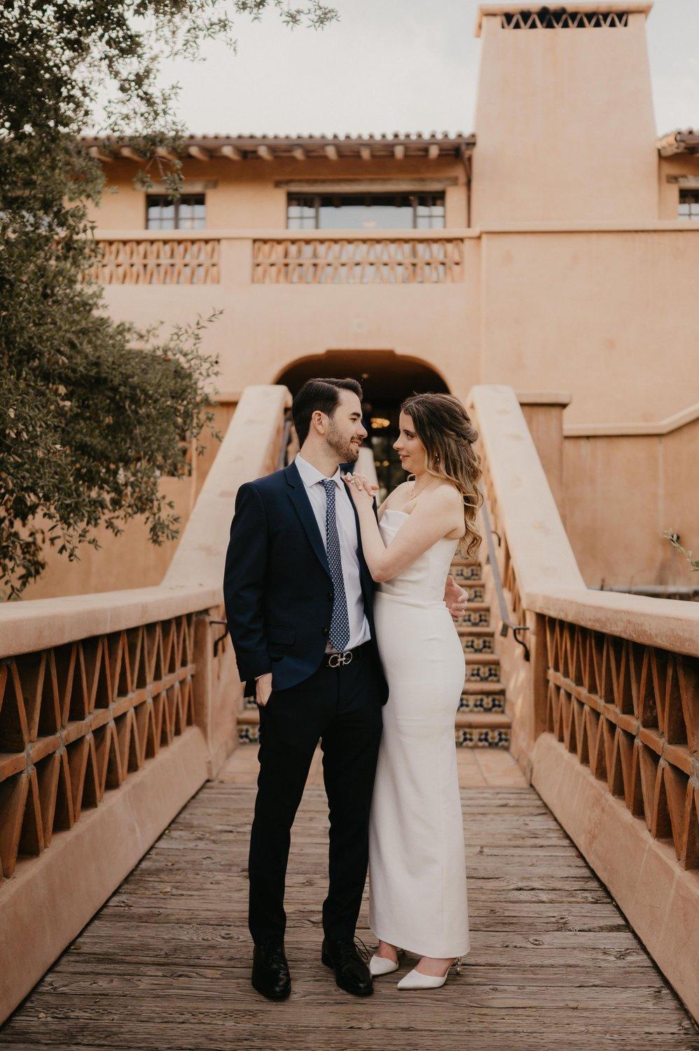 carousel-hero-element image-3