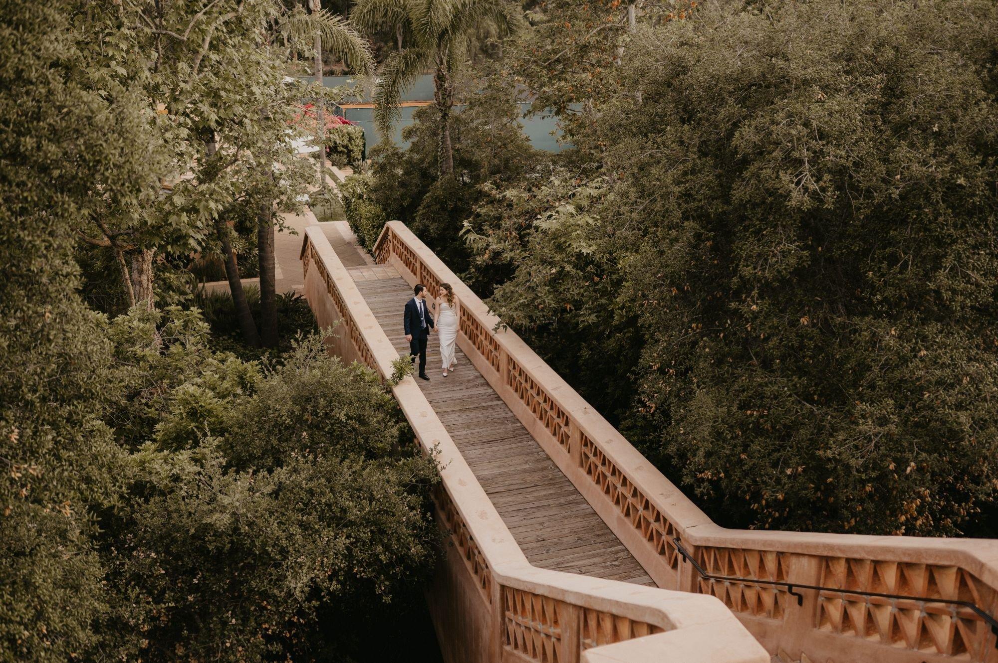 carousel-hero-element image-8