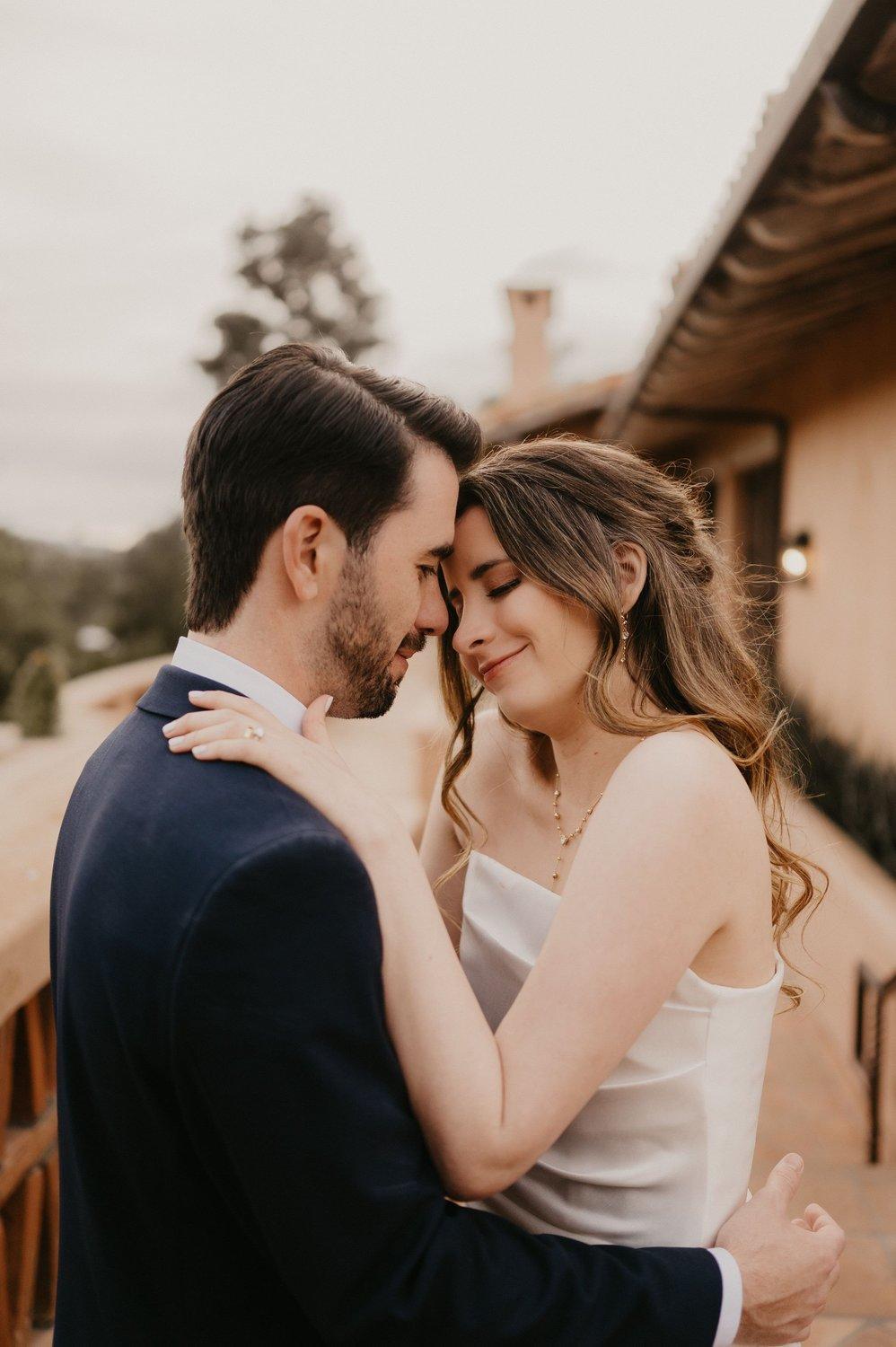 carousel-hero-element image-9