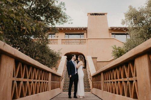 mobile - carousel-hero-element image-4